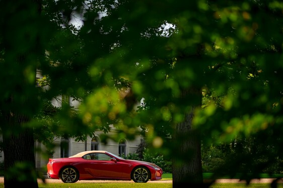 Lexus LC Convertible 2020 - local